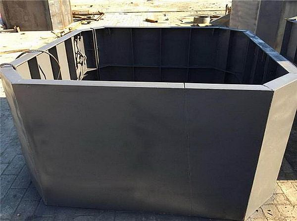 1661390592619353.jpg 蓄水池模具1.jpg